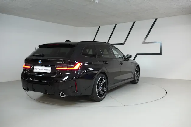 BMW 320d xDrive 48V Touring Steptronic M Sport