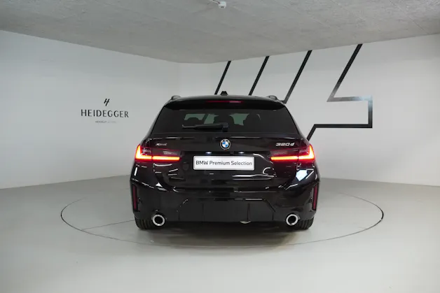 BMW 320d xDrive 48V Touring Steptronic M Sport