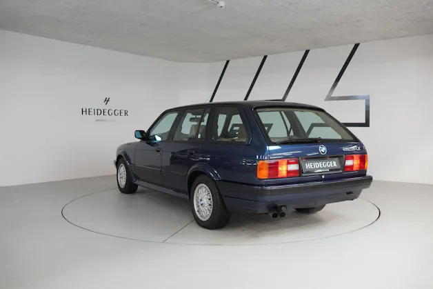 BMW 325iX A Touring