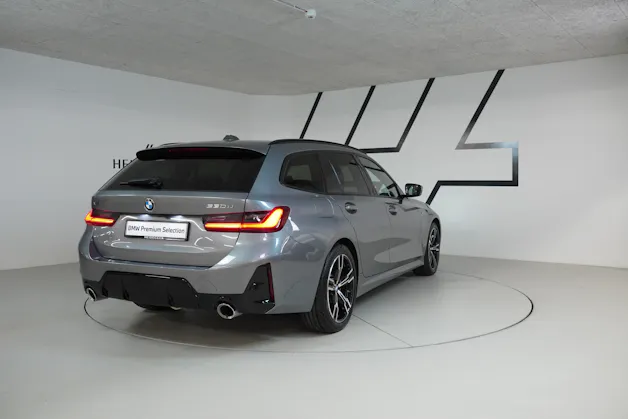 BMW 330d xDrive 48V Touring Steptronic M Sport