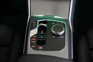 BMW 330d xDrive 48V Touring Steptronic M Sport