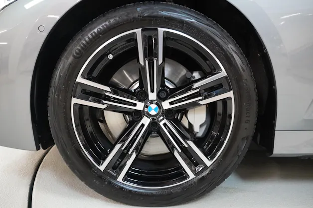 BMW 330d xDrive 48V Touring Steptronic M Sport