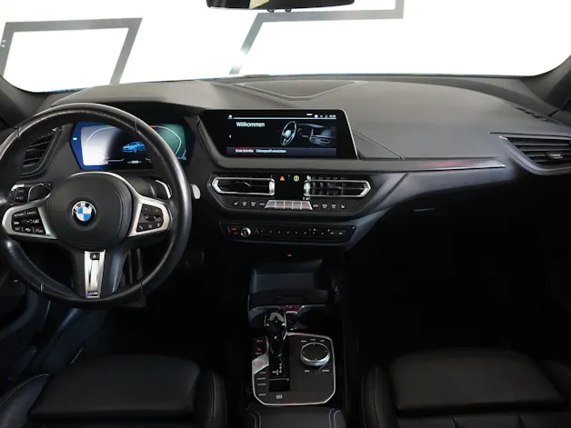 BMW M135i xDrive Steptronic