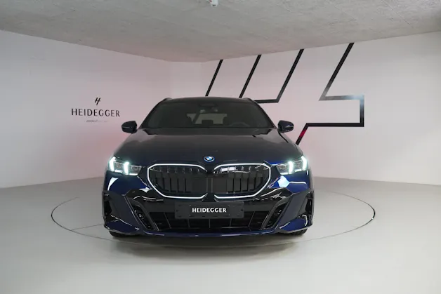 BMW 550e xDrive Touring M Sport Pro Steptronic