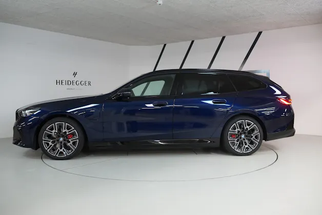 BMW 550e xDrive Touring M Sport Pro Steptronic