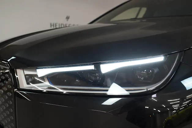 BMW iX M60
