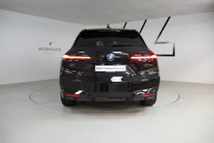 BMW iX M60