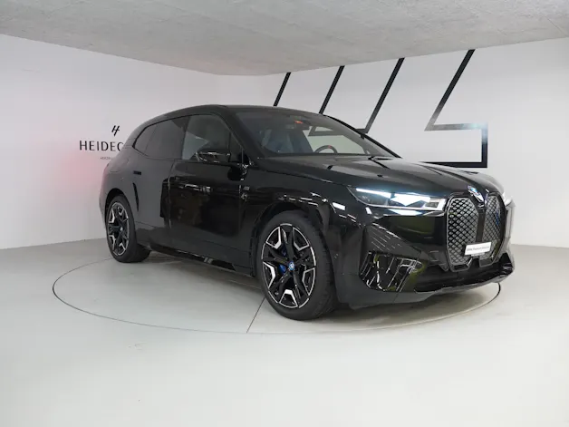 BMW iX M60