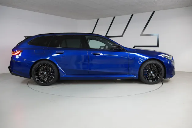BMW M5 xDrive Touring