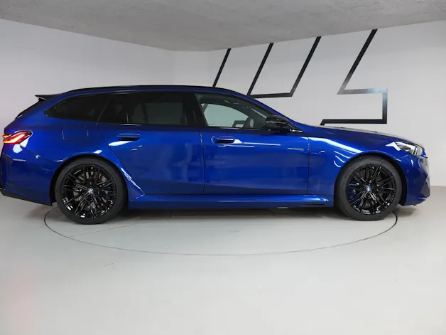 BMW M5 xDrive Touring