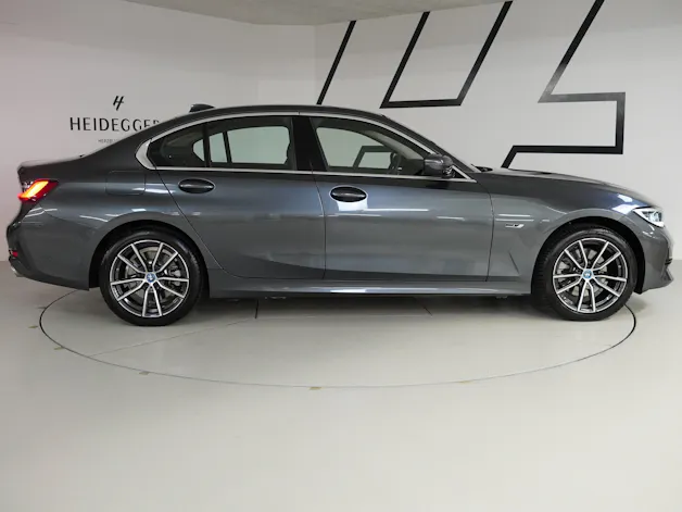 BMW 320e Sport Line Steptronic