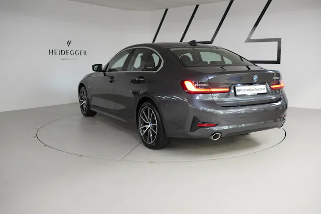 BMW 320e Sport Line Steptronic