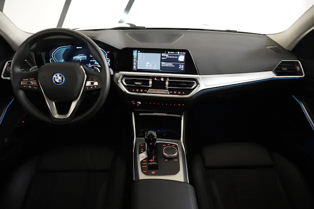 BMW 320e Sport Line Steptronic