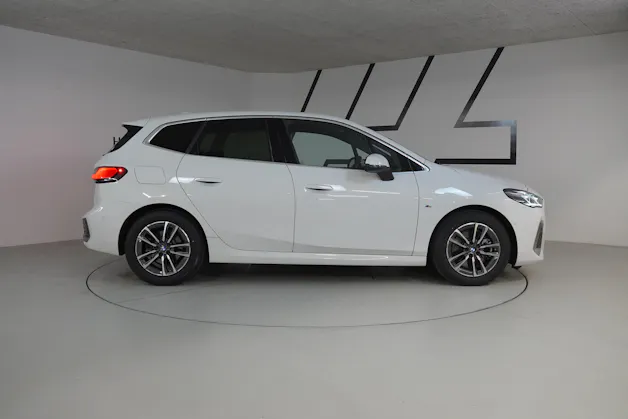 BMW 223d Active Tourer xDrive M Sport DKG