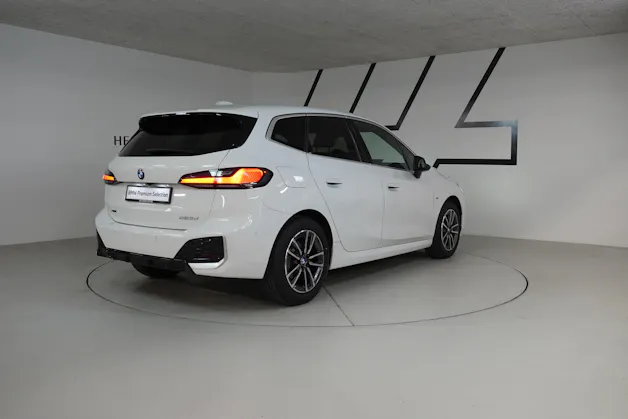 BMW 223d Active Tourer xDrive M Sport DKG