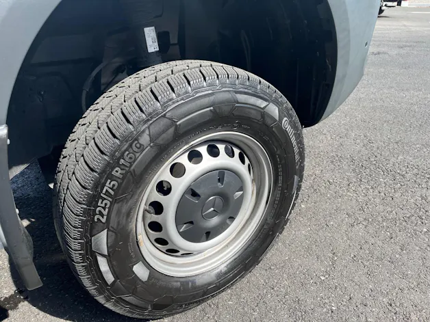 MERCEDES-BENZ Sprinter 319 CDI PRO KA S 4x4