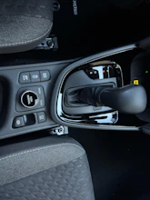 https://vehicle.imgix.net/4285081/025f7e9c-237c-4f9f-8c3f-7979c08388d0.jpg