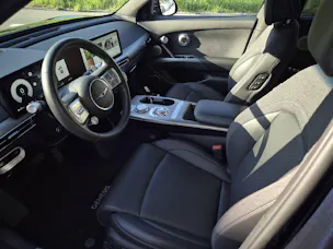 Genesis GV60 Single Motor Premium 77.4 kWh