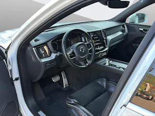 Volvo XC60 2.0 T8 TE R-Design eAWD