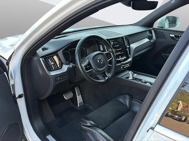 Volvo XC60 2.0 T8 TE R-Design eAWD