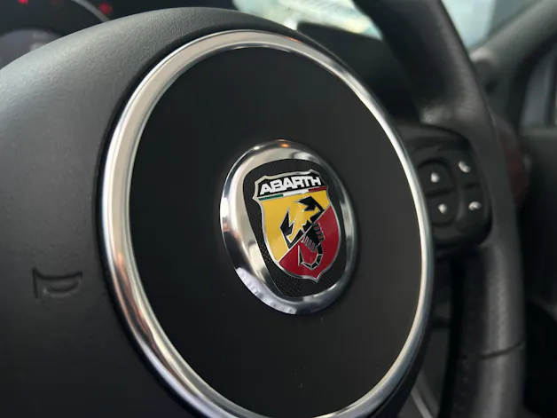 Fiat 695 C Abarth 1.4 T-Jet 180 Rivale