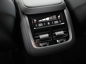 https://vehicle.imgix.net/4285251/e3ba4693-db34-40d9-9fcd-045b0957d325.jpg