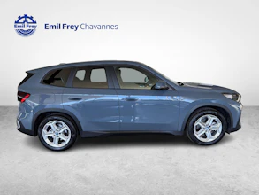 https://vehicle.imgix.net/4285312/b56a55e3-cc56-4d47-9d85-2b9863c97ac7.jpg