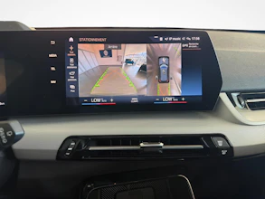 https://vehicle.imgix.net/4285312/e5c1eaae-4a48-4da8-915e-09c9167e9e86.jpg