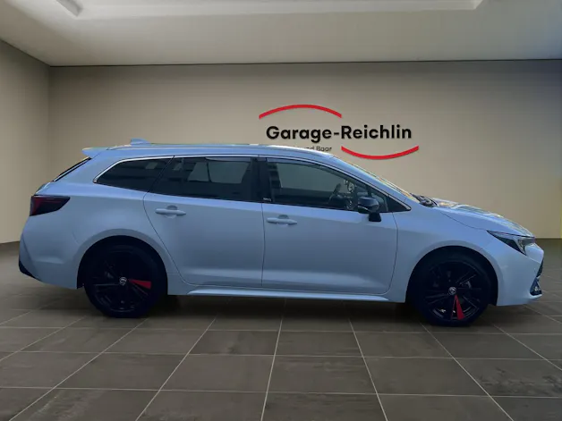 Toyota Corolla Touring Sports 2.0 HSD Swiss Edition