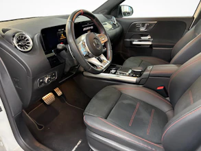 https://vehicle.imgix.net/4285382/96d381e5-54b3-4749-b8f8-61ed5f819686.jpg