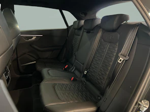 Fahrzeugbild AUDI RS Q8 4.0 V8 TFSI quattro T-Tronic