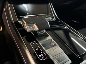 Fahrzeugbild AUDI RS Q8 4.0 V8 TFSI quattro T-Tronic