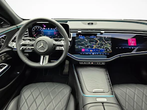 image du véhicule MERCEDES-BENZ E 220 d AMG Line 4matic