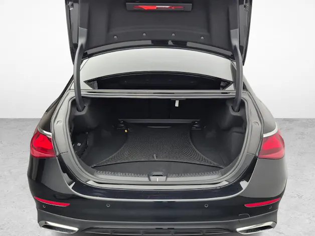 Mercedes-Benz E 220 d AMG Line 4matic