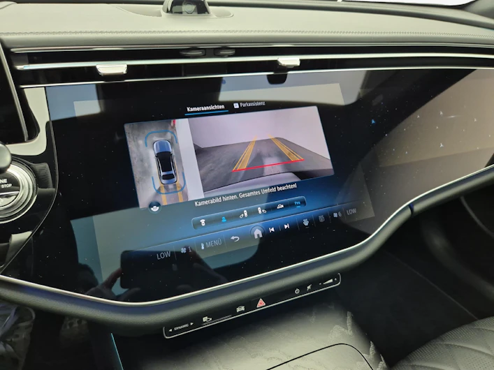 image du véhicule MERCEDES-BENZ E 220