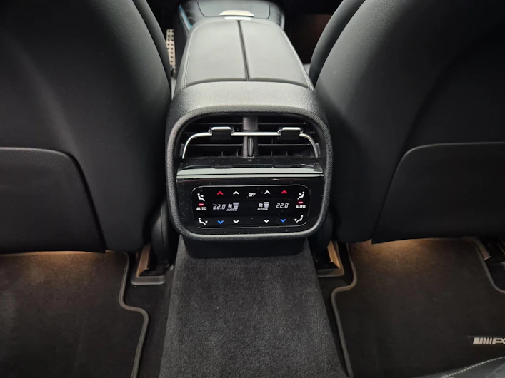 image du véhicule MERCEDES-BENZ E 220
