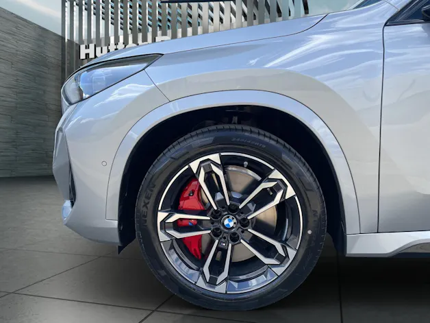 BMW iX1 30 xDrive M Sport Pro