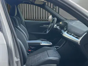 BMW iX1 30 xDrive M Sport Pro