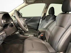 Subaru Forester Station 2.0i e-Boxer Swiss Plus