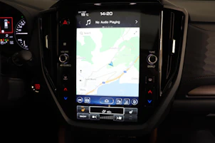 Fahrzeugbild SUBARU Forester Station 2.0i e-Boxer Luxury