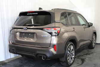 SUBARU FORESTER 12