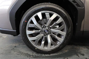 Fahrzeugbild SUBARU Forester Station 2.0i e-Boxer Luxury