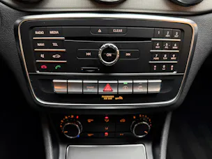 Mercedes-Benz CLA 200 Urban Shooting Brake