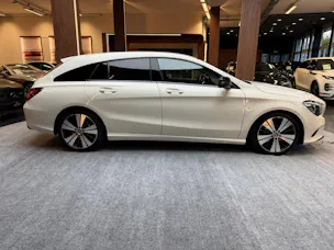 Mercedes-Benz CLA 200 Urban Shooting Brake