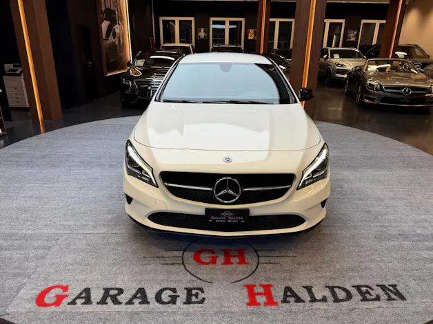 Mercedes-Benz CLA 200 Urban Shooting Brake