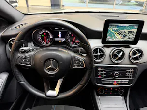 Mercedes-Benz CLA 200 Urban Shooting Brake