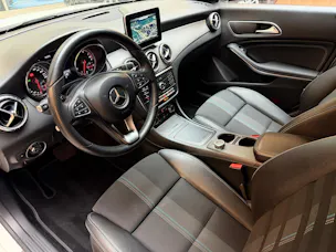 Mercedes-Benz CLA 200 Urban Shooting Brake