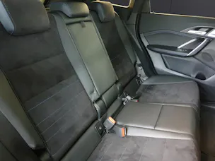 BMW X1 30e xDrive paddles