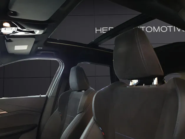 BMW X1 30e xDrive paddles