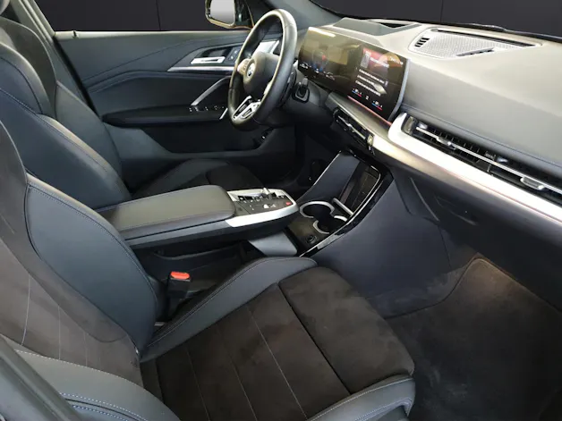 BMW X1 30e xDrive paddles